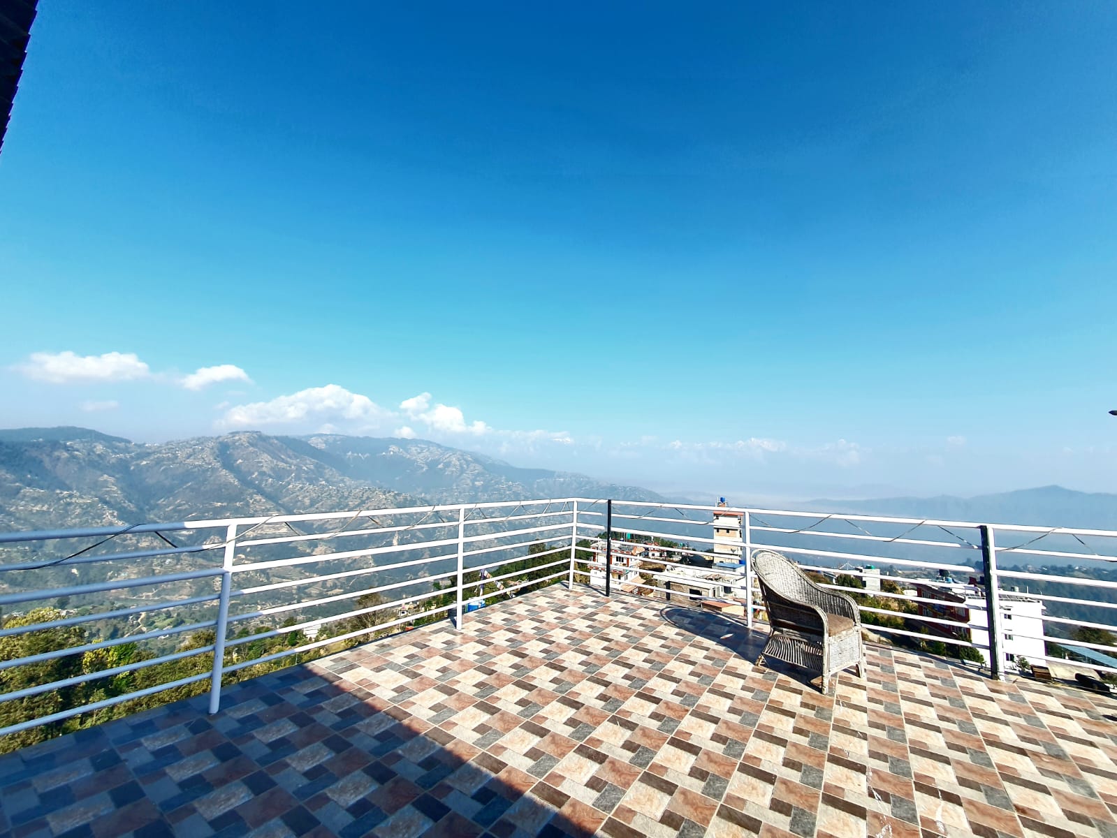 EXPERIENCE LUXURY IN THE HEART OF NATURE!